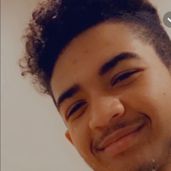 Meet your Posher, Christine - Picture 8 of 8